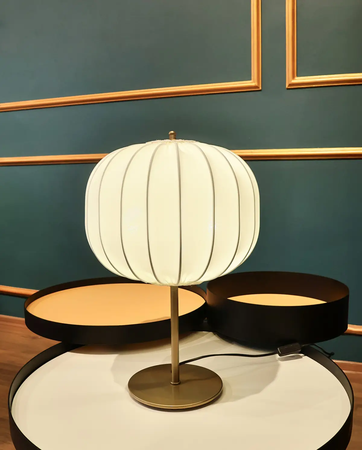 Metstar Özel El Yapımı Şapka (Başlık) Sarı Eskitme Metal Abajur