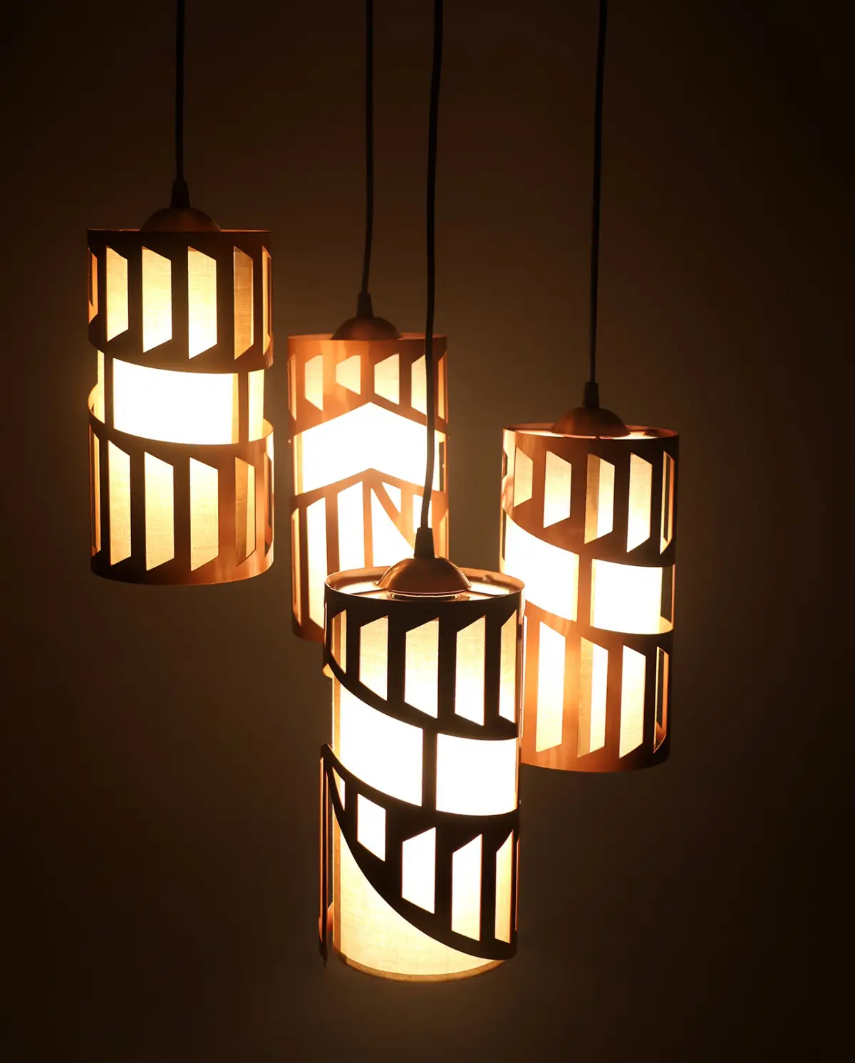 Modern Eskitme Bakır Krem Şapkalı Metal Sarkıt