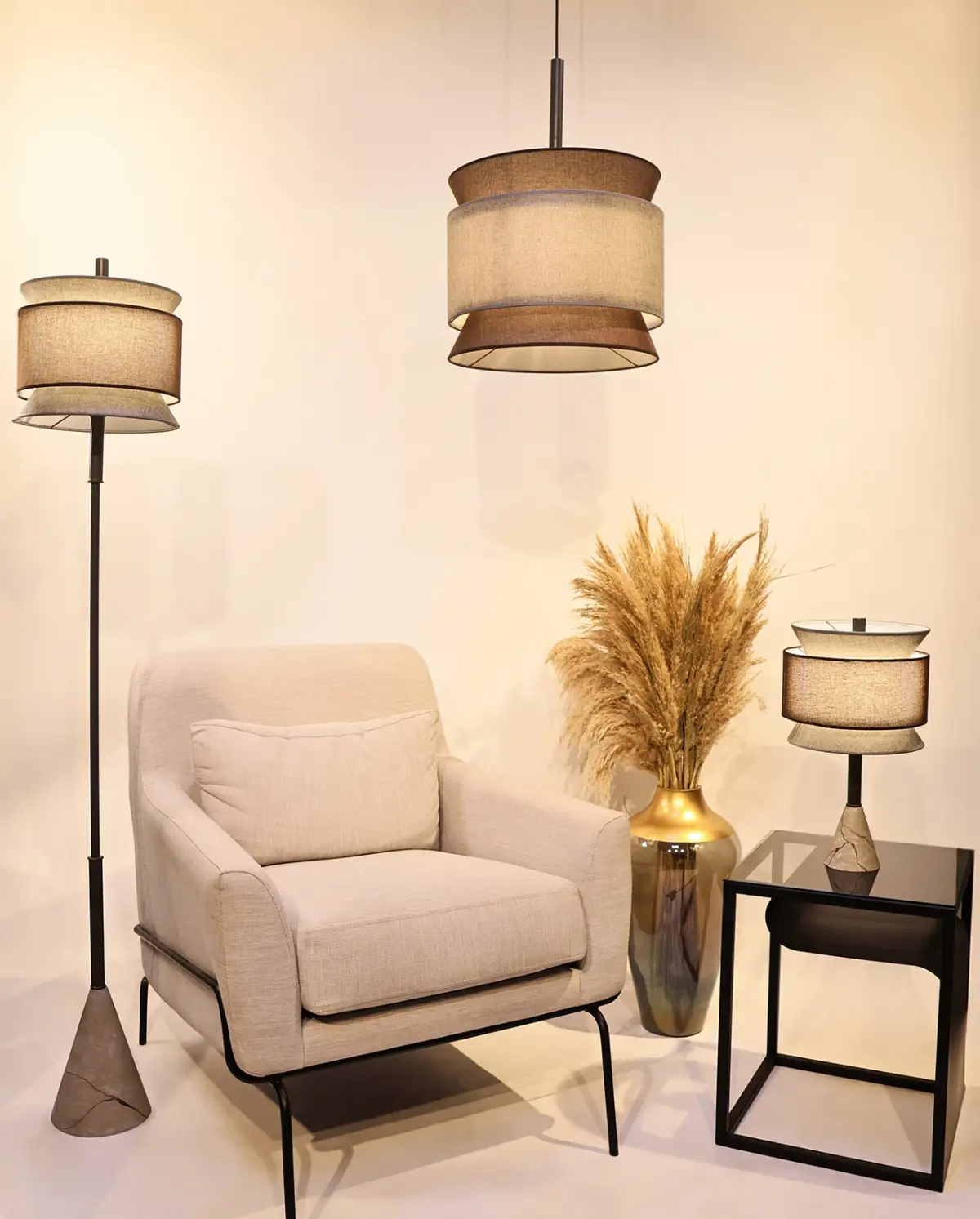 Aura Mermer Görünümlü Metal Lambader