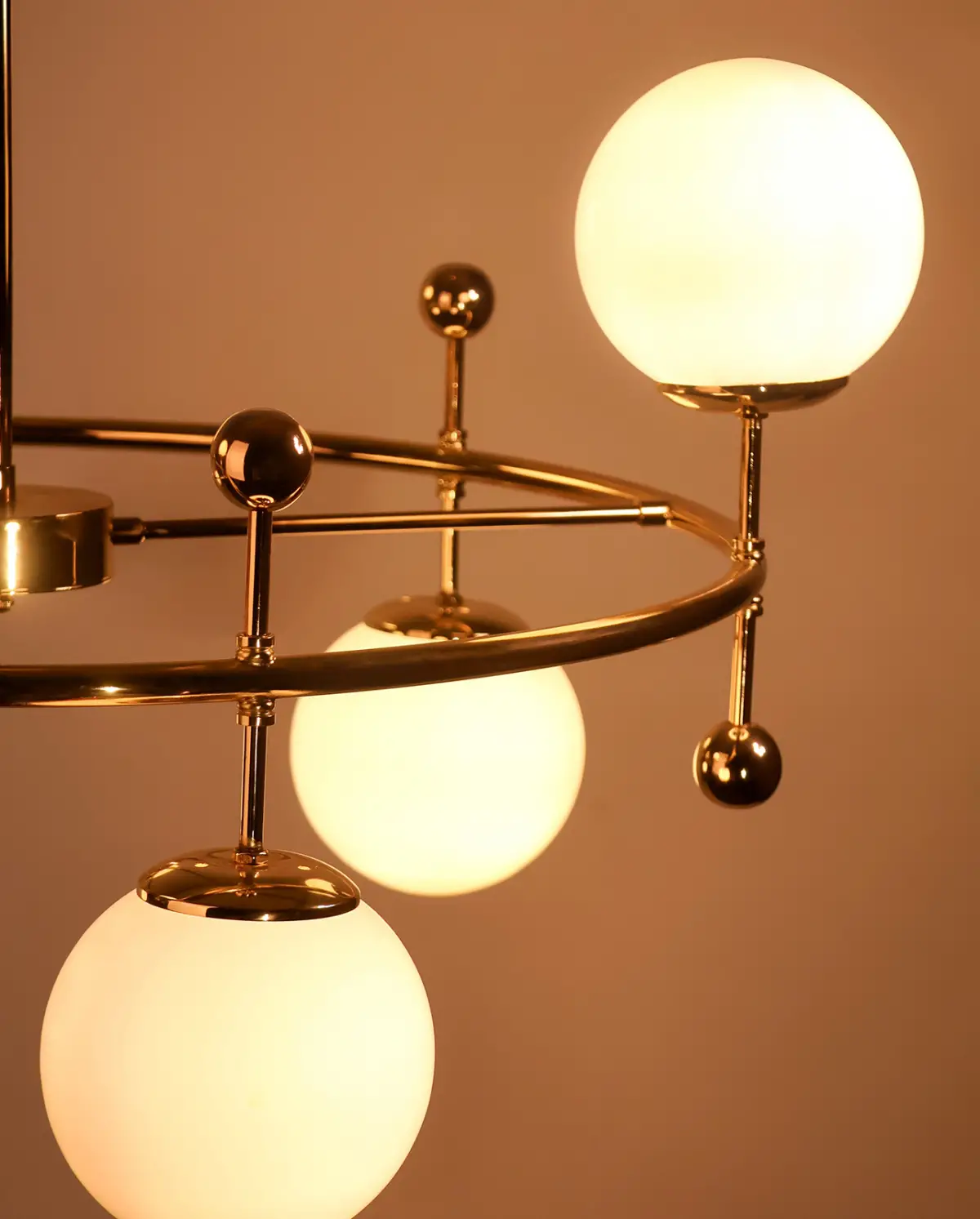 Modern Metal Salon Yemek Odası Sarı Parlak Kaplama Sarkıt