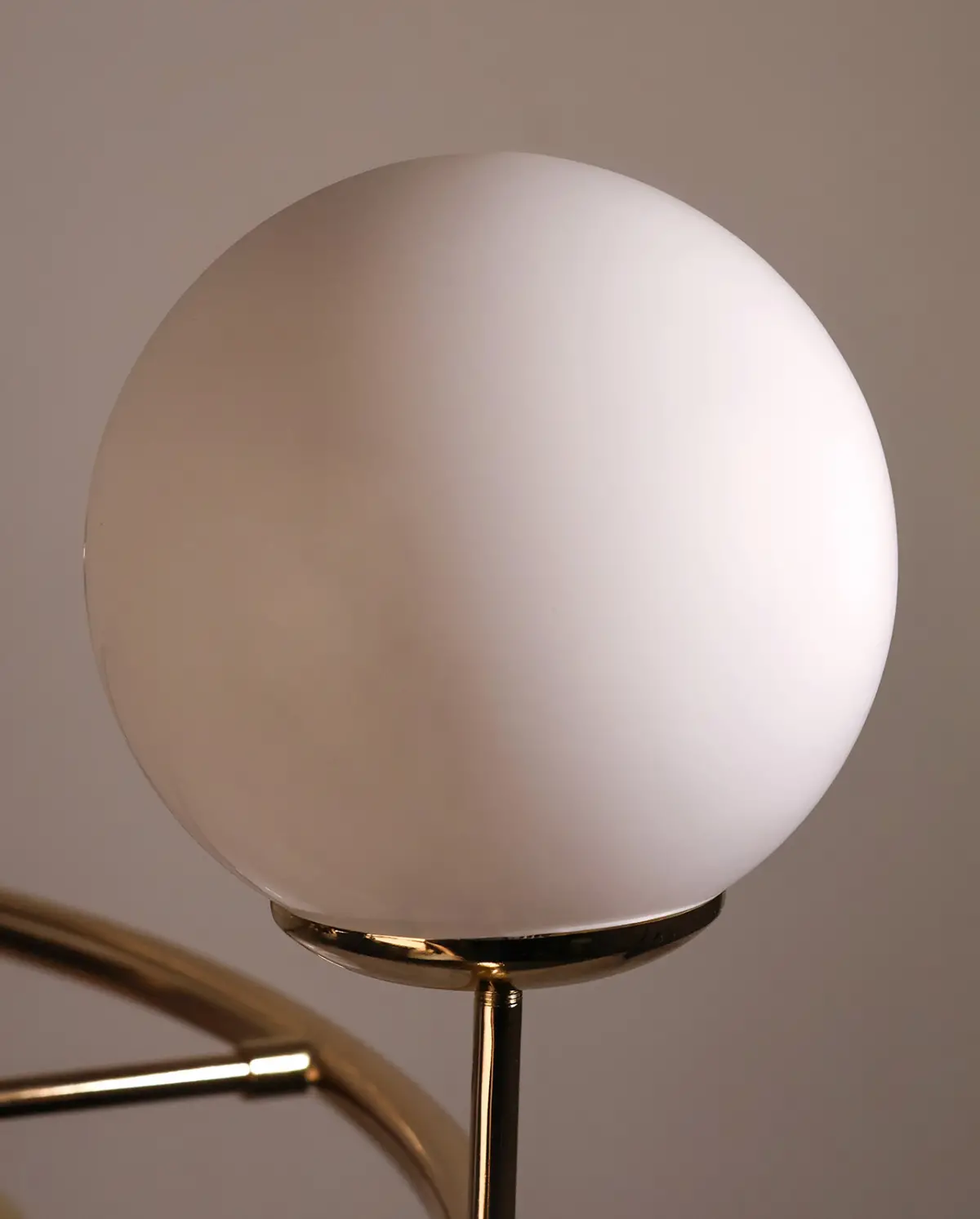 Modern Metal Salon Yemek Odası Sarı Parlak Kaplama Sarkıt