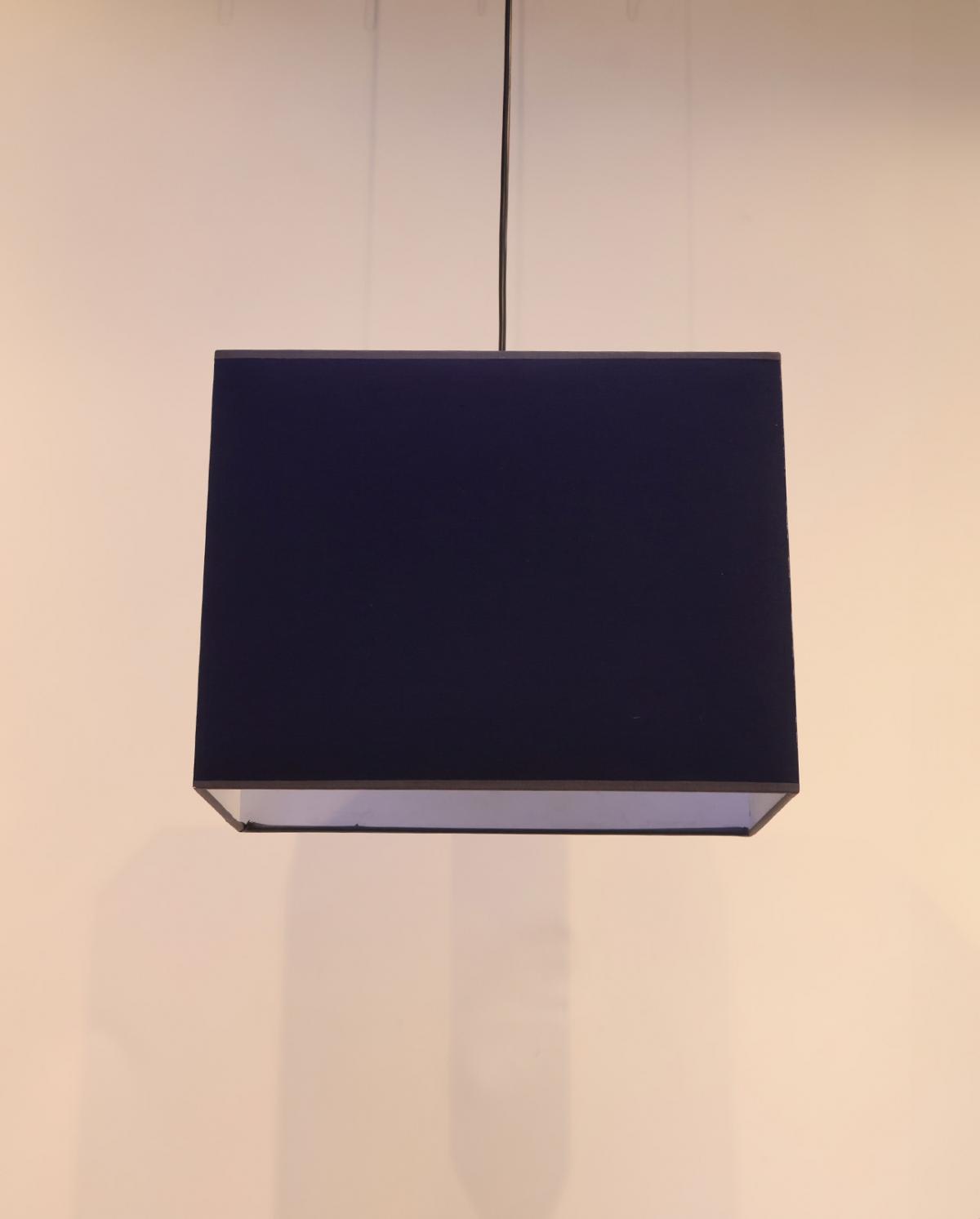 Lacivert Kumaş Tekli Sarkıt