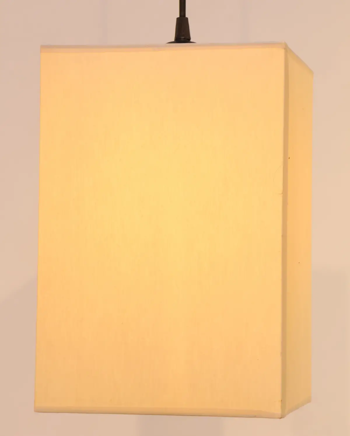 Krem Kumaş Tekli Sarkıt