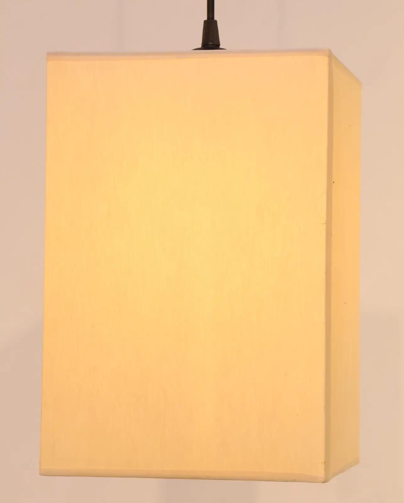 Krem Kumaş Tekli Sarkıt