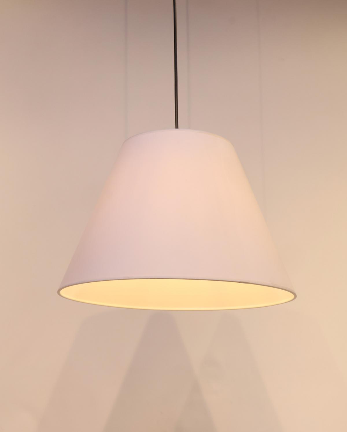 Beyaz Kumaş Tekli Sarkıt