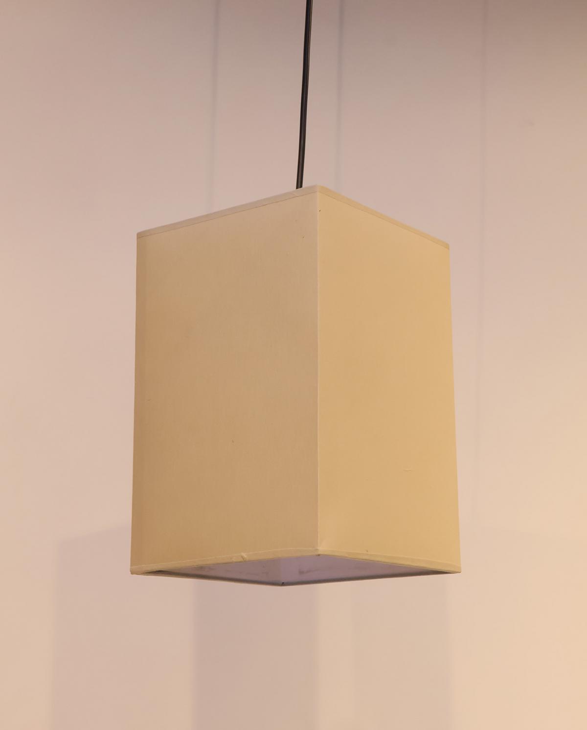 Krem Kumaş Tekli Sarkıt