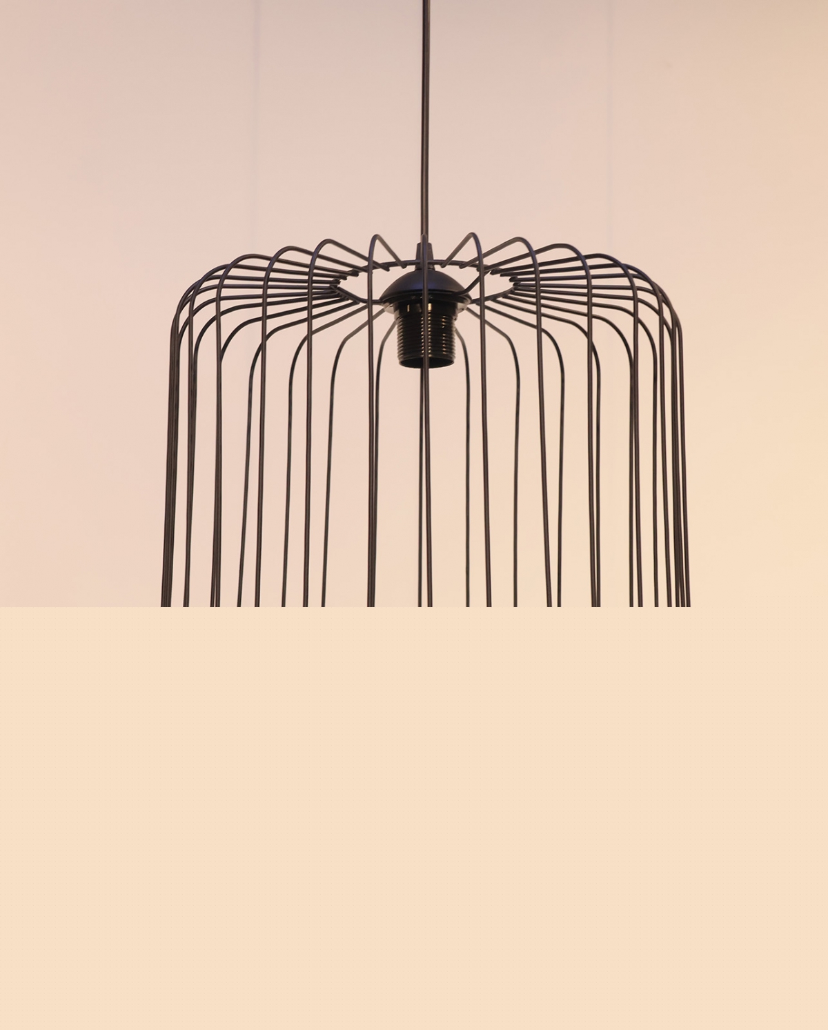 Kafes Metal Tekli Siyah Sarkıt