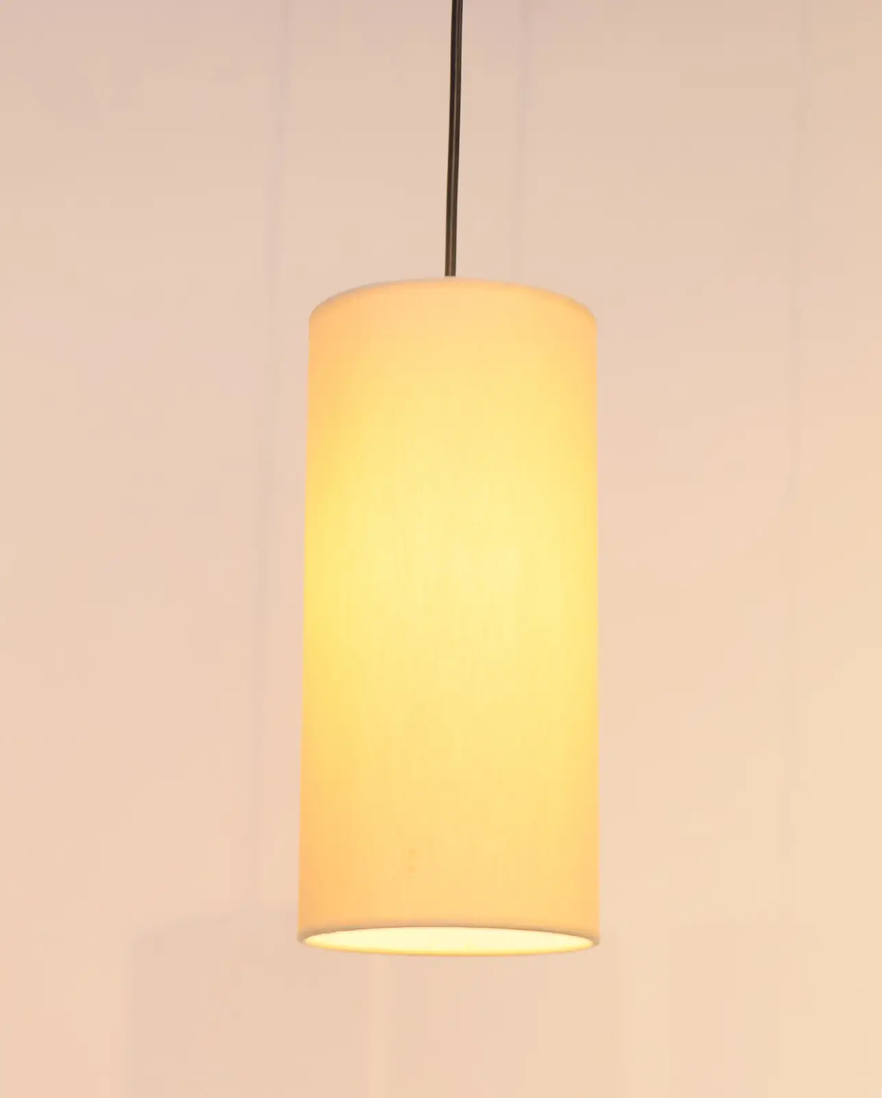 Krem Kumaş Tekli Sarkıt